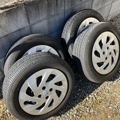 アクア純正ホイール&タイヤ　　の画像