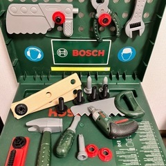 BOSCH おもちゃ　ワークベンチ　セット　作業台と工具セット　大工さんごっこの画像