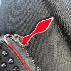 クリスチャンルブタン　長財布の画像