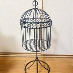 アイアンスタンド付き　鳥かごの画像