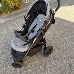 【美品◎】Joie ジョイーライトトラックスの画像