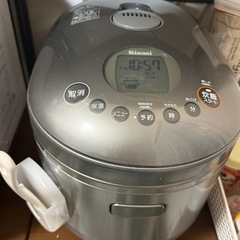 【お取引中 】リンナイ プロパンガス炊飯器 RR-055WST の画像