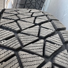 スタッドレス：225/65R17 ブリヂストンBRIDGESTONE DM-V2 ／ホイール：ブリヂストンエコフォルム   の画像