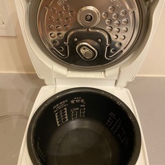 三菱炊飯器5.5合炊き　の画像