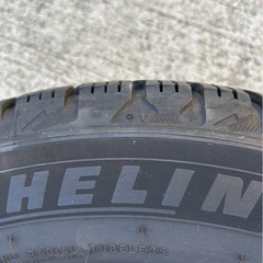 ミシュランスタッドレスタイヤ　4本　ホイールつきの画像