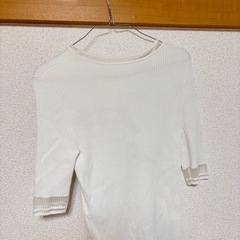 Vecca 白　トップスの画像