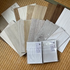 フロアタイル、壁紙サンプルの画像