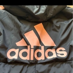adidas ベンチコート　ピンク　160cmの画像