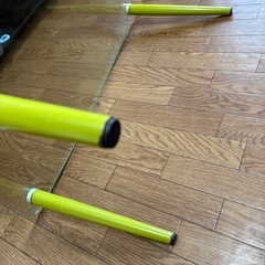 ガラステーブルの画像