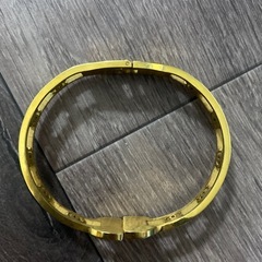 CHANEL ヴィンテージバングルの画像