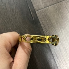 CHANEL ヴィンテージバングルの画像