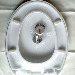 未使用 便座 ゆっくり閉じる便座 白 PP 家庭用便器ふた交換用 O型の画像