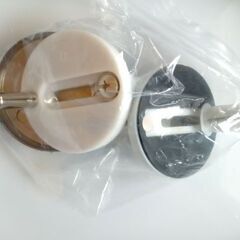 未使用 便座 ゆっくり閉じる便座 白 PP 家庭用便器ふた交換用 O型の画像