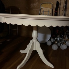 大塚家具　ラウンドテーブルの画像