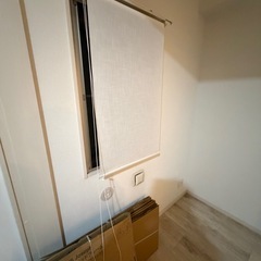 ロールカーテン　白の画像