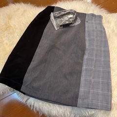 新品未使用✨　定価6000円　マジェスティックレゴン　スカート　ミニスカート　ベルトの画像