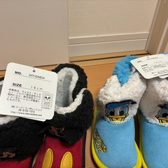 【ディズニー　ベビードールムートンブーツ新品　ドナルド　ミッキーの画像