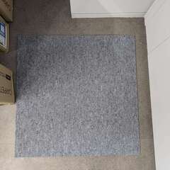  値下げ　未使用【60枚】サンゲツ タイルカーペット 50×50 　NT-375　制電 耐候 無地 の画像