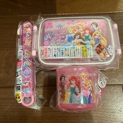 新品　お弁当セットとレジャーシートの画像