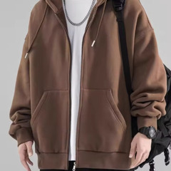 新品未使用、フード付きジャケット3種類です。の画像