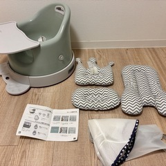 多機能ベビーチェア（Hugmuu）の画像