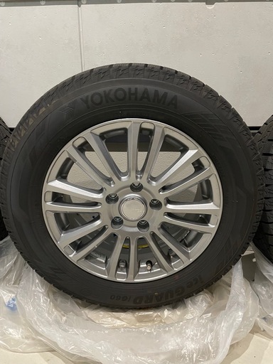 ！年末再値下！【スタッドレス】16インチ 215/60R16（アイスガード IG60:24年製造）  タイヤホイールセット