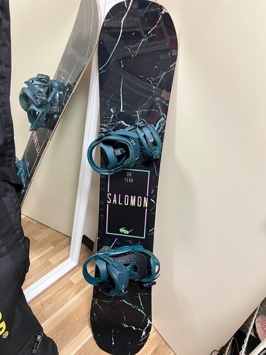 15日まで!!! SALOMONスノーボード板＆ビルディング付き