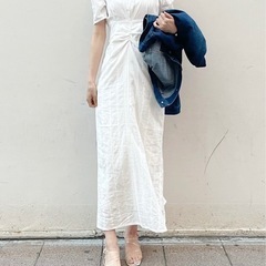 dazzlin（ダズリン） コットンタックボリュームショルダーワンピース　ホワイト　ワンピース　ブラウスの画像