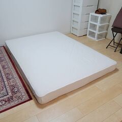 <12/14限定：無料>ダブルベットマットレス（定価約3万）・かけ布団・枕2つセットの画像