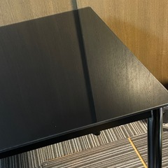 ダイニングテーブル　ガラス　黒　　75✖️120     
の画像
