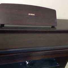 【価格交渉OK】Yamaha YDP-201 デジタルピアノ 88鍵の画像