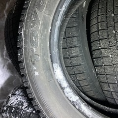 TOYOスタッドレス4本かなり目はあり155/65/14の画像