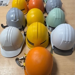 工事ヘルメット13個セット　②の画像