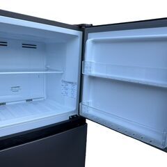 【決まりました】🔥激安🔥【⭐️全額返金保証⭐️】◯【極美品】Hisense ハイセンス ノンフロン冷凍冷蔵庫 2023年製 HR-2501 2ドア 右開き グレーの画像