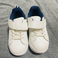 5足まとめて　子供靴の画像