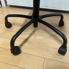 IKEA  回転チェア　TORBJORNの画像