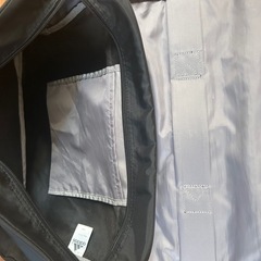 adidas リュック　黒
の画像