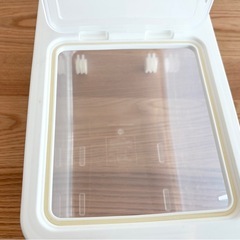 米びつ　米櫃　5kg プラスチックの画像