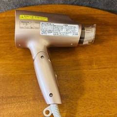 Panasonic EH-NA25 ヘアドライヤーの画像