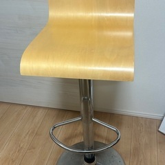 カウンターチェアの画像