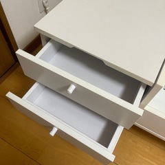 ホワイト　
ローテーブル　の画像