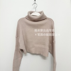 GRL　タートルネッククロップド丈ニット フリーサイズの画像