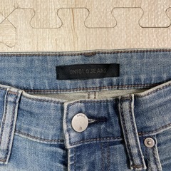 ユニクロダメージジーンズ　30インチの画像