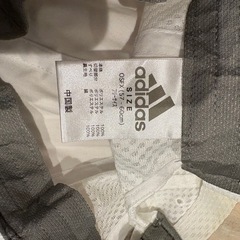 adidas ランニングキャップの画像