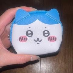 ちいかわ ハチワレ　『シェル型おかおミニポーチ』の画像