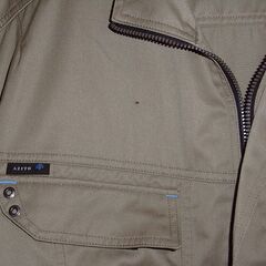 値引き有■コカコーラ　大きめサイズ　厚手ブルゾン（防寒ジャンパー）カーキブラウンの画像