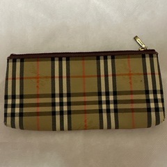 バーバーリーの財布　小物入れの画像