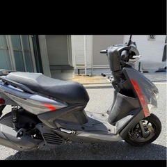 Yamaha ヤマハ　グリファス　sej4j　車体の画像