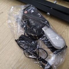 2021年製　展示引き上げ品　超激安　本物と同じ本格的88鍵盤　電子ピアノ　デジタルピアノ　スタンド付き　ピアノの画像