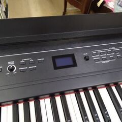 2021年製　展示引き上げ品　超激安　本物と同じ本格的88鍵盤　電子ピアノ　デジタルピアノ　スタンド付き　ピアノの画像